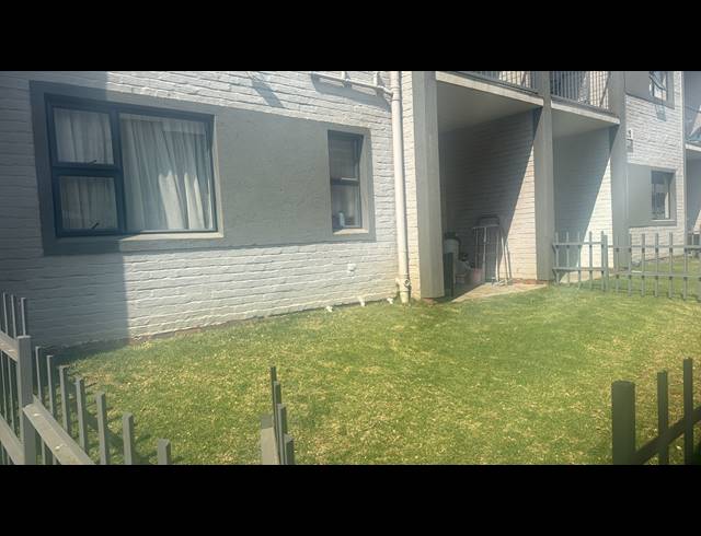 2 BEDROOM APARTMENT FOR SALE IN RYNFIELD